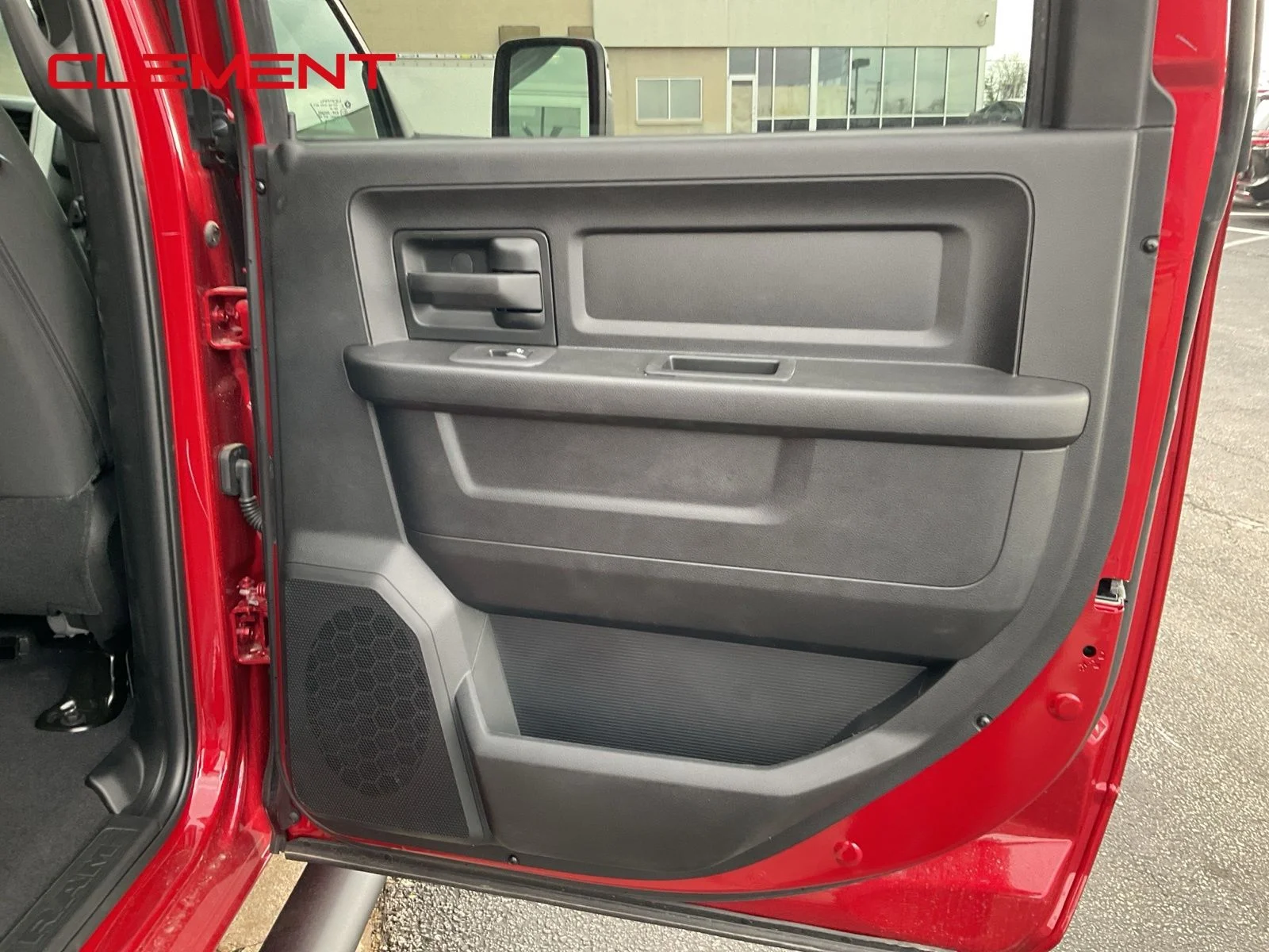 New 2026 Molten Red Pearl-Coat Exterior Paint RAM Tradesman image 19