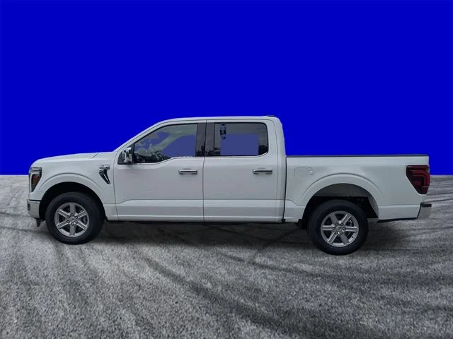New 2026 Oxford White Ford Lariat® image 7