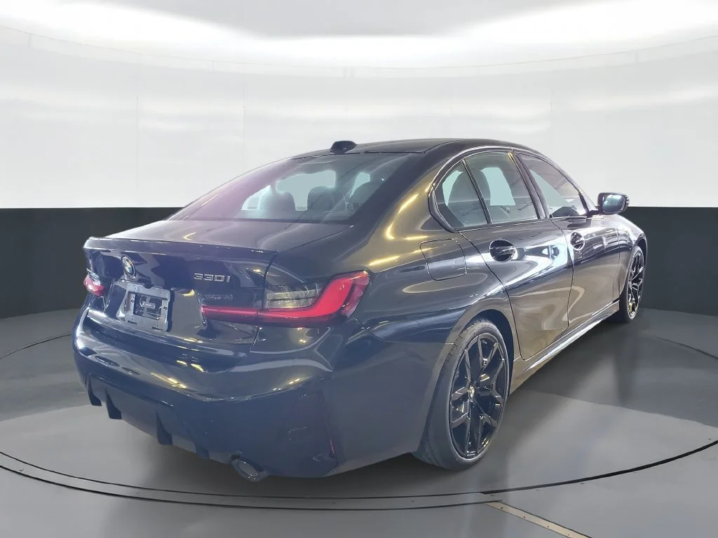 New 2026 Black BMW 330i image 3