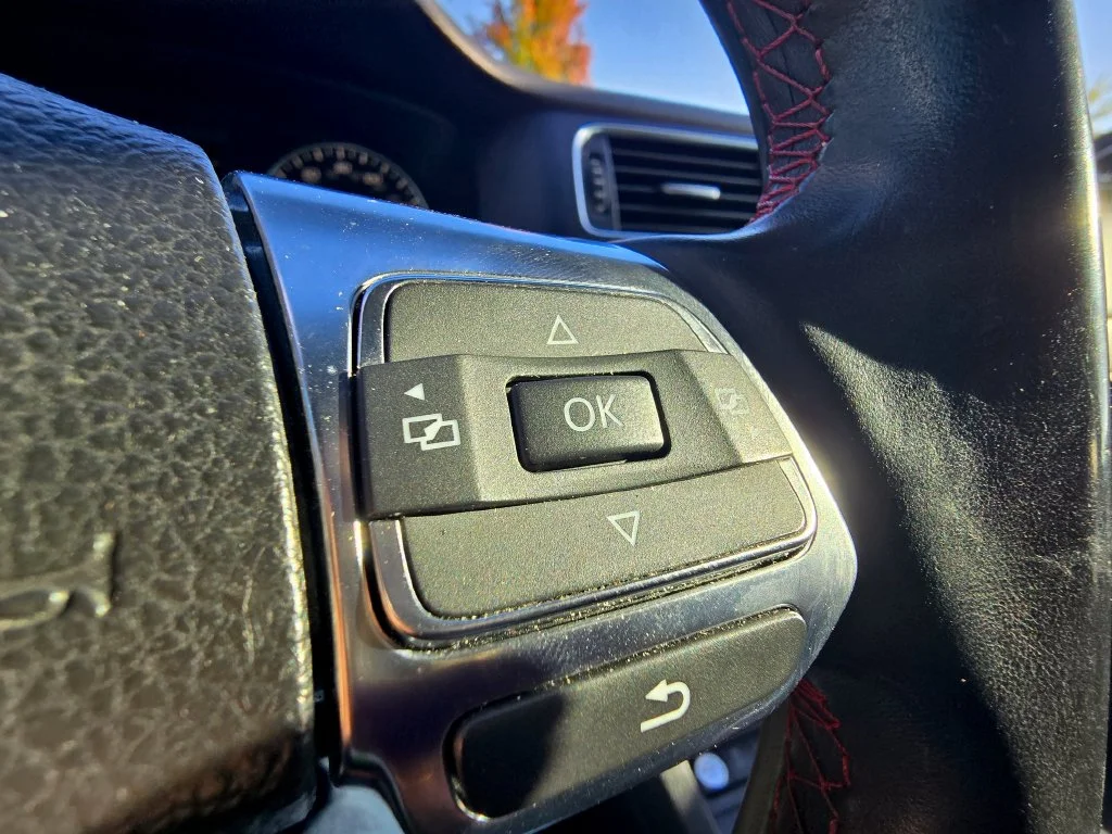 Used 2014 Silver Volkswagen GLI image 23