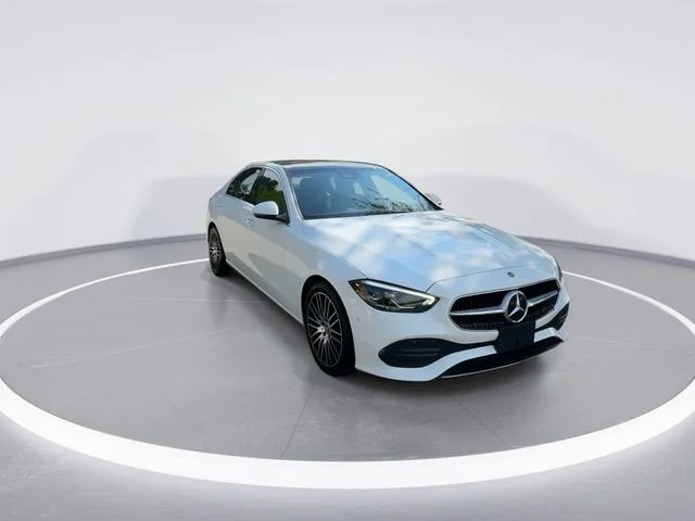 Used 2025  Mercedes-Benz C 300 image 2