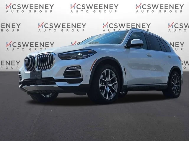Used 2021 White BMW xDrive40i image 1