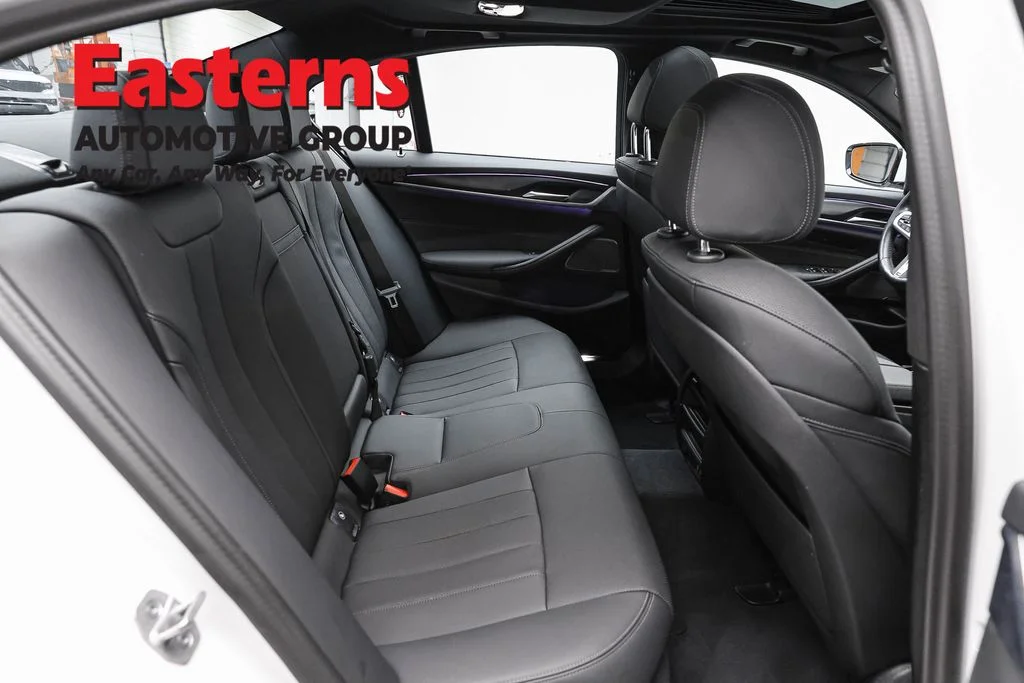 Used 2023 White BMW 530i image 26