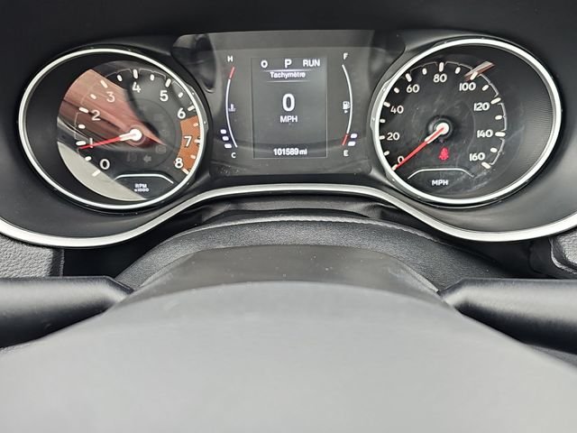 Used 2019 Gray Jeep Latitude image 12