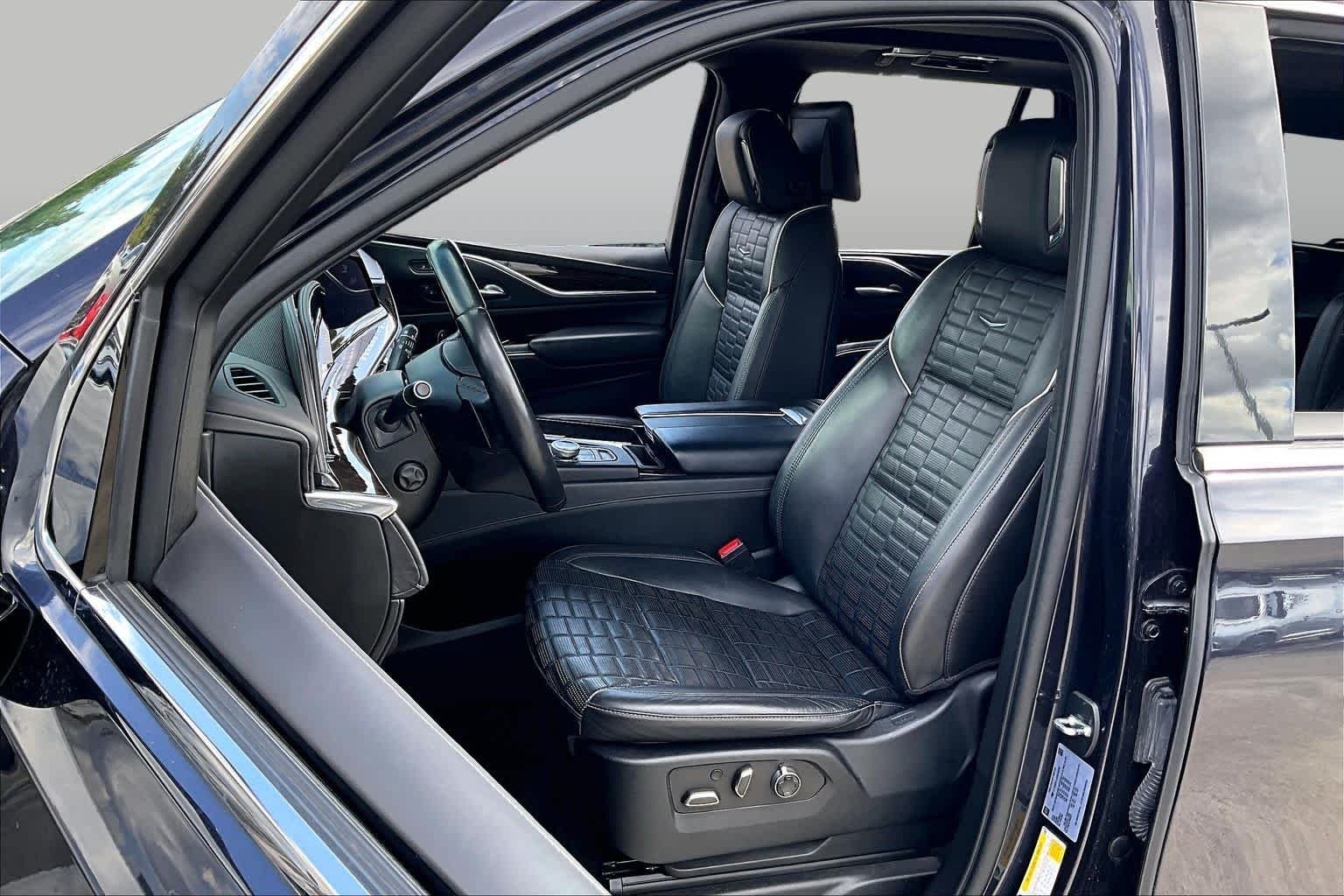 Used 2022 Galactic Gray Metallic Cadillac Premium Luxury Platinum image 7