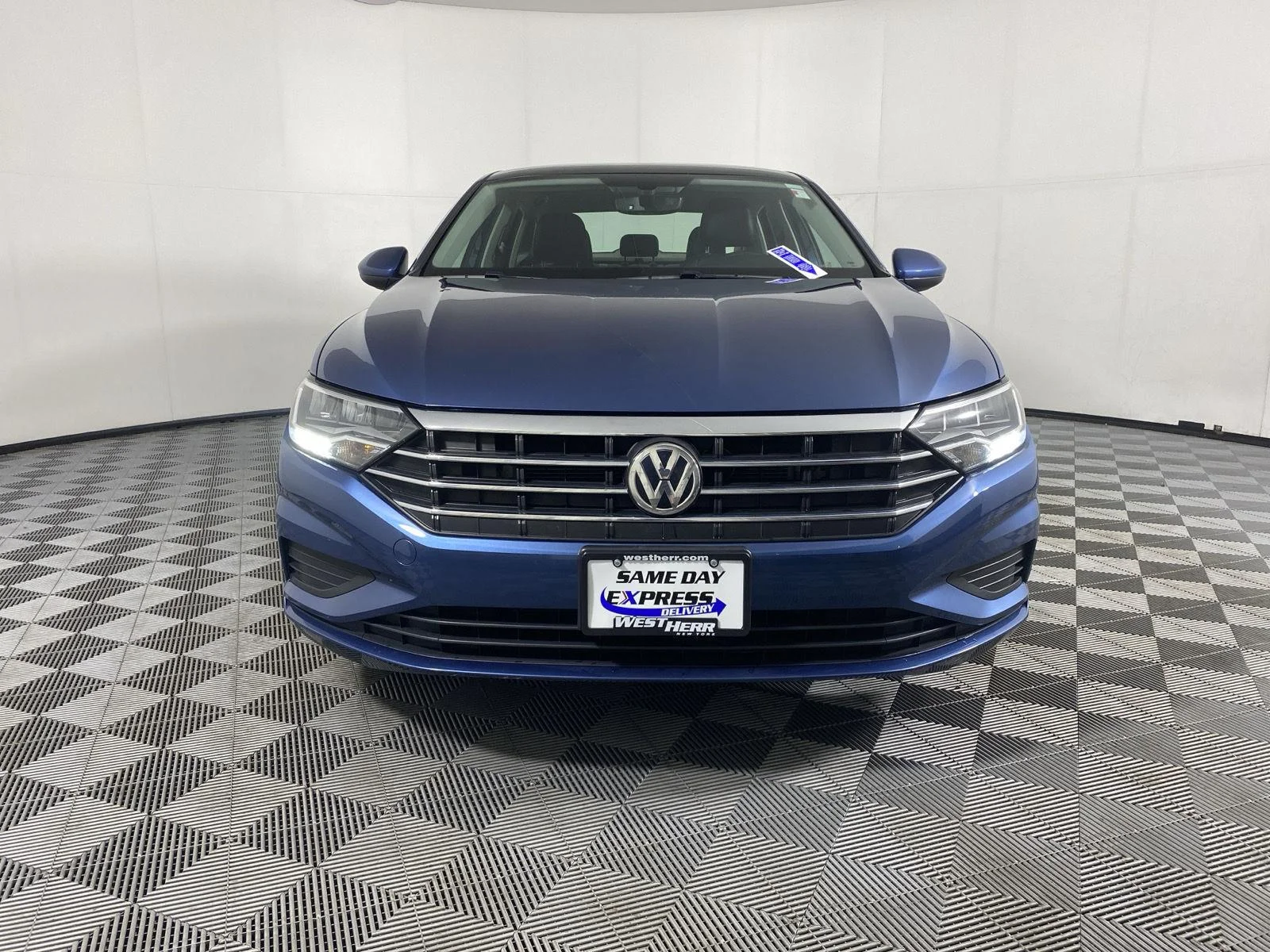 Used 2020 Blue Silk Metallic Volkswagen S image 2