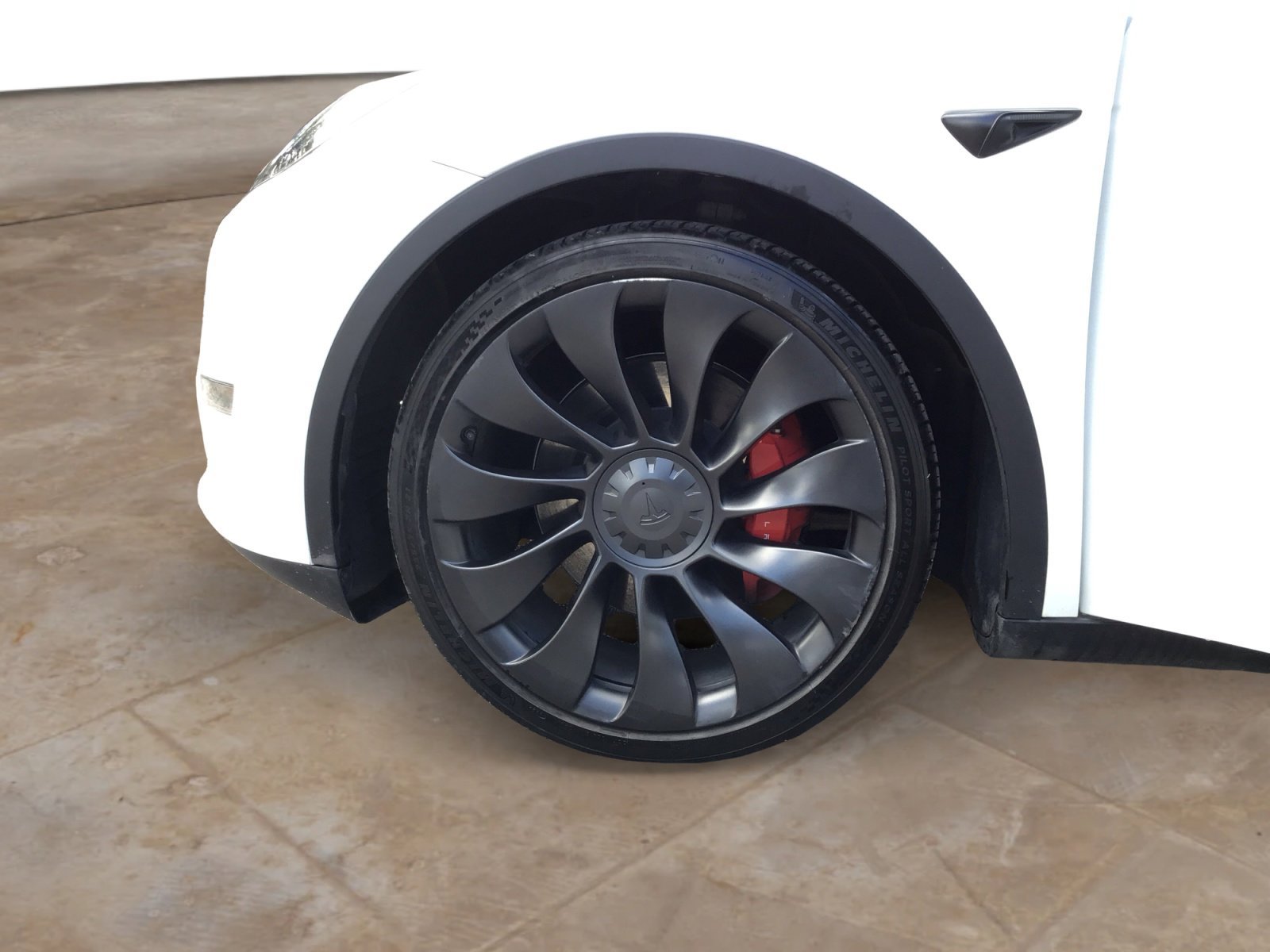 Used 2022 Pearl White Multi-Coat Tesla Performance image 27