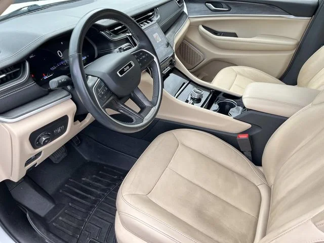 Used 2021 White Jeep Limited image 27