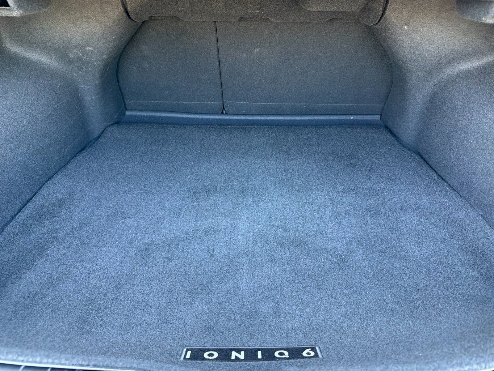 Used 2024 White Hyundai SEL image 14