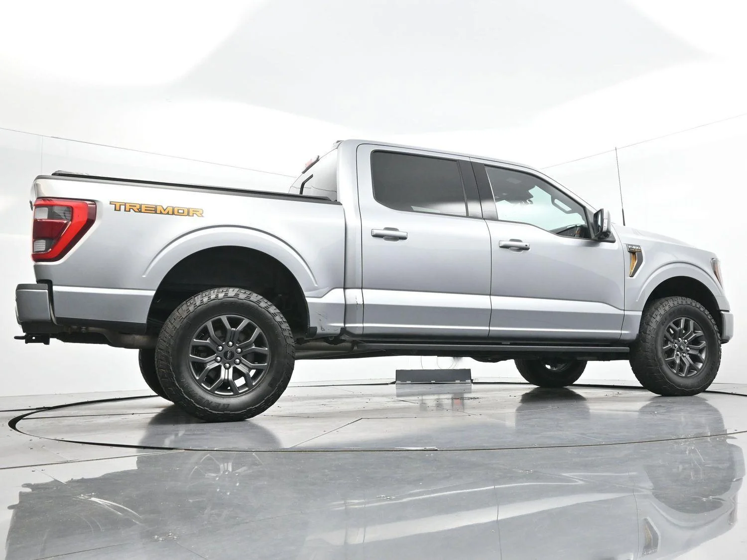 Used 2023 Iconic Silver Ford Tremor image 55