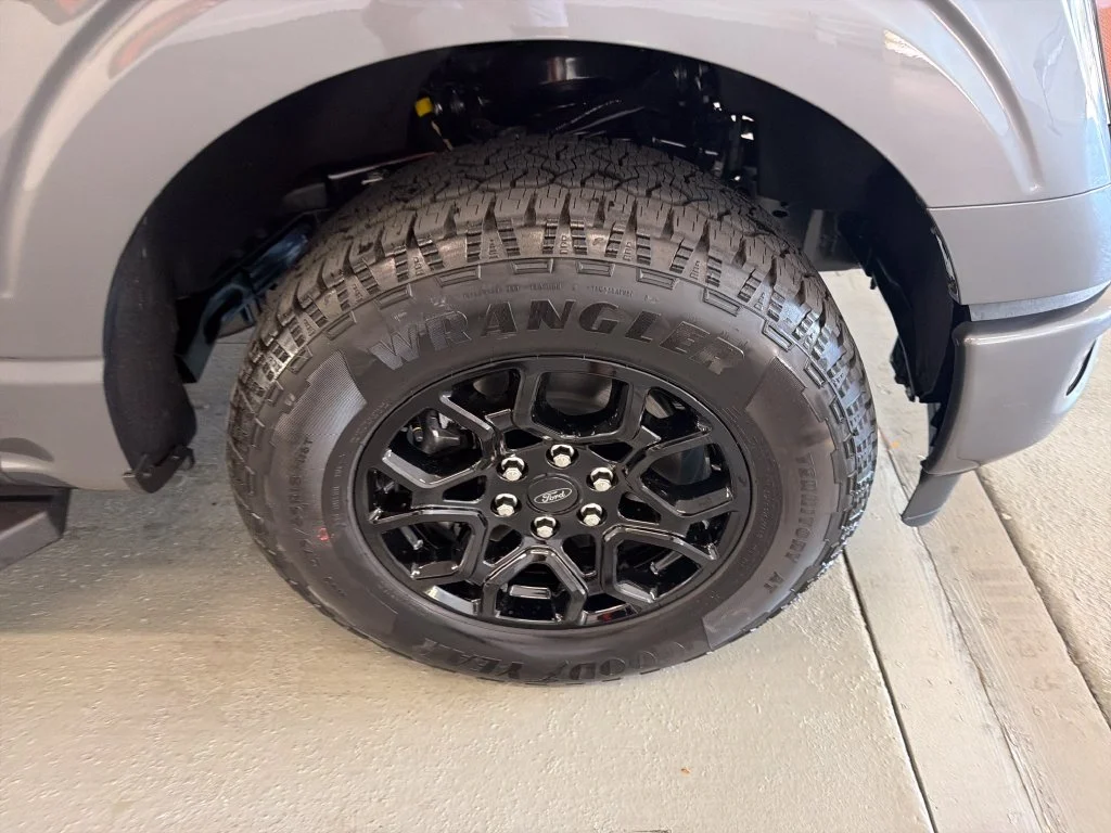 New 2026 Gray Ford XLT image 5