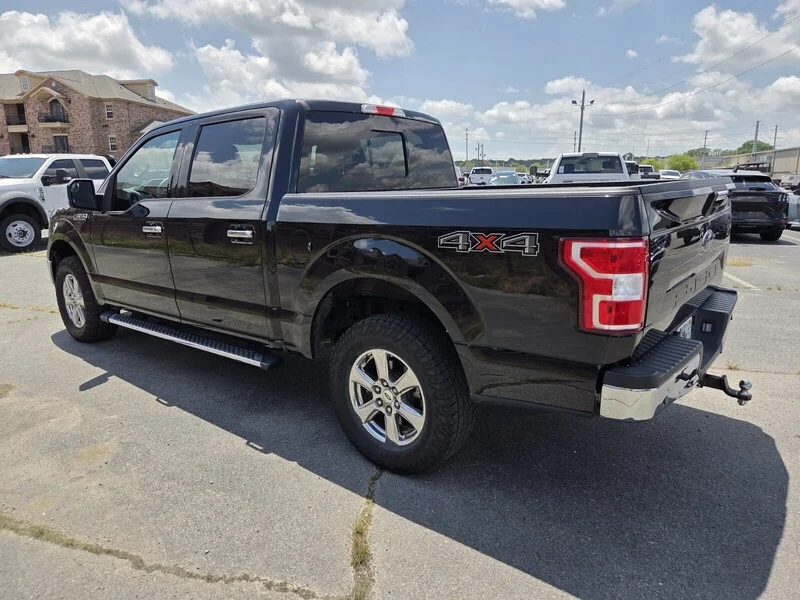 Used 2020 BLACK FORD XLT 4WD SUPERCREW 5.5