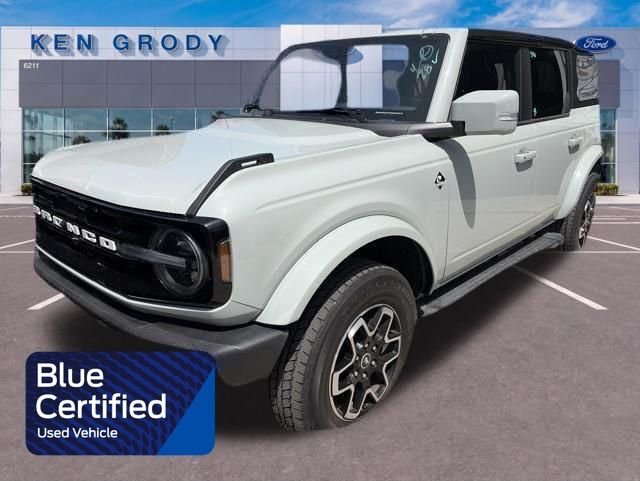 2023 Ford Bronco Outer Banks 4x4's photo