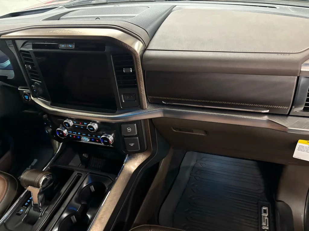 Used 2025 Red Ford King Ranch image 21