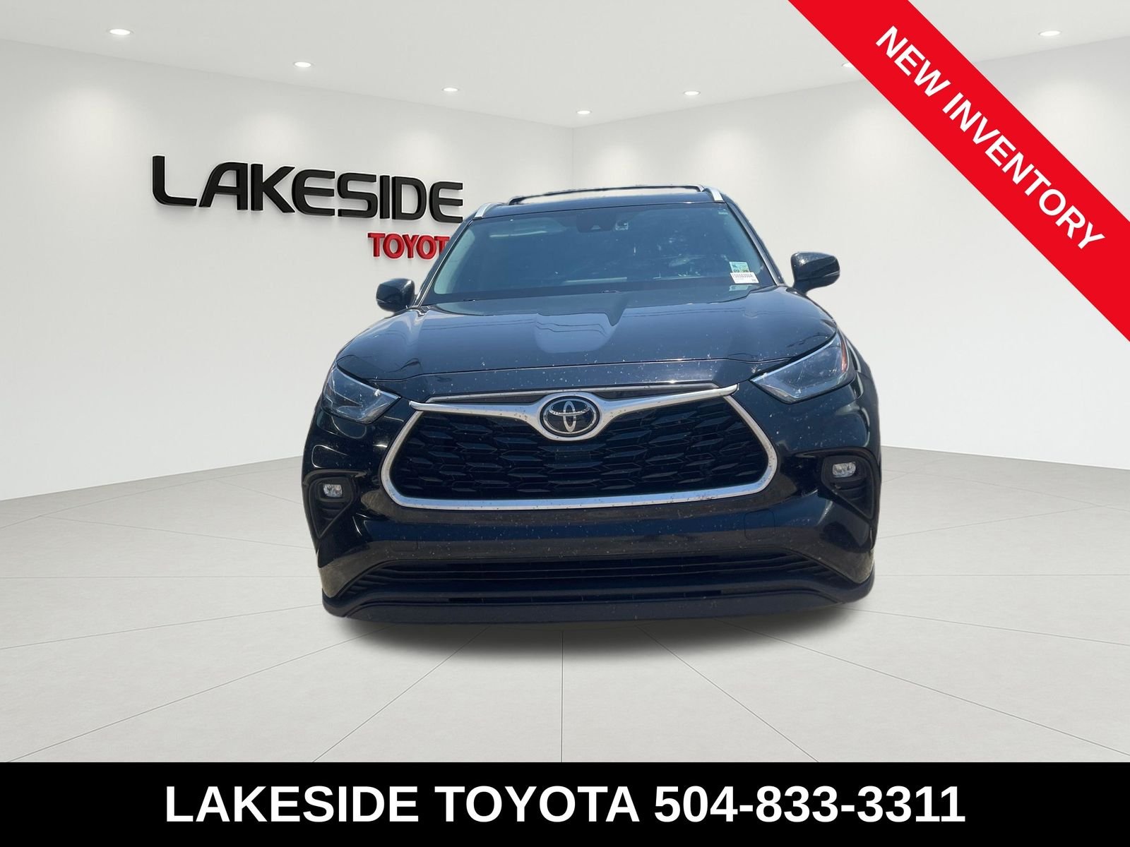 Used 2023 Black Toyota XLE image 2