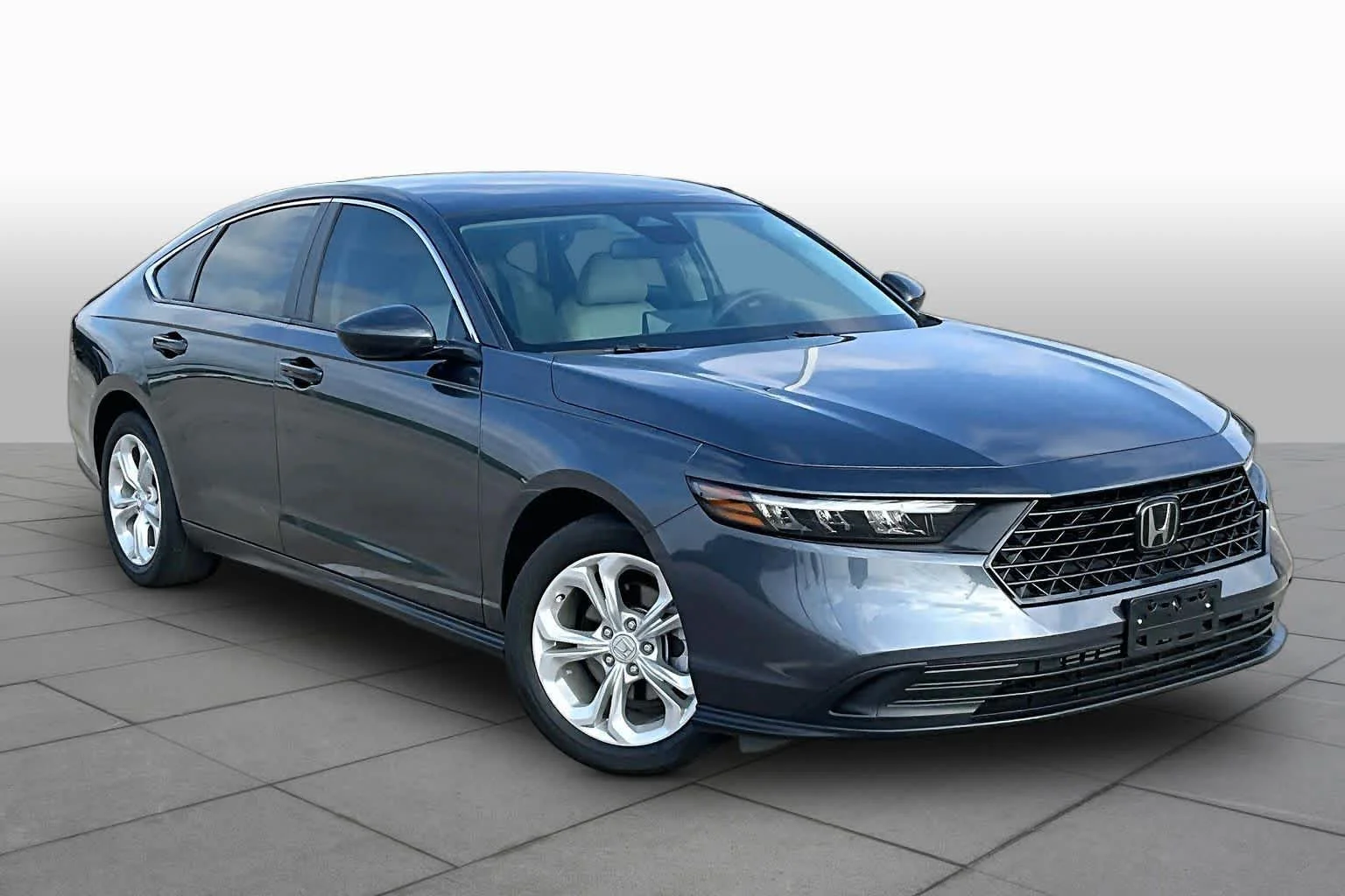 Used 2024 Meteorite Gray Metallic Honda LX image 3