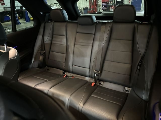 Used 2022 Black Mercedes-Benz GLE 350 image 29