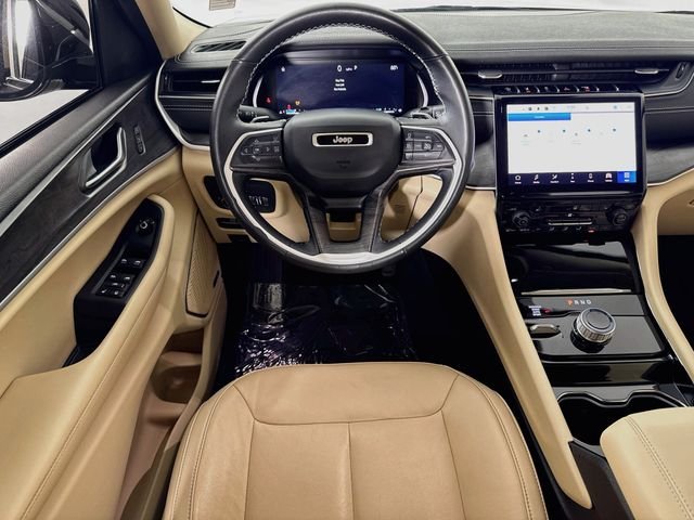 Used 2021 Gray Jeep Limited image 41