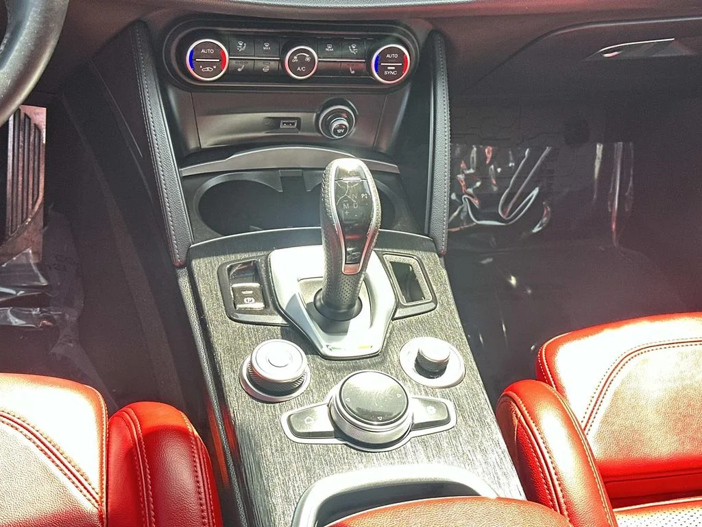 Used 2023 Gray Metallic Alfa Romeo Sprint image 22