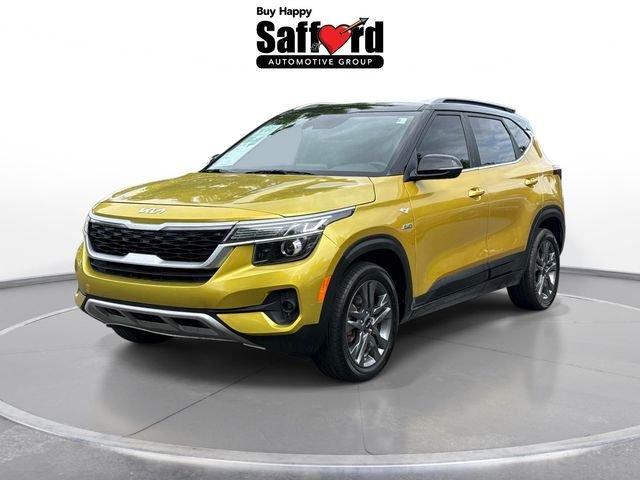 Used 2022 Yellow Kia S image 1