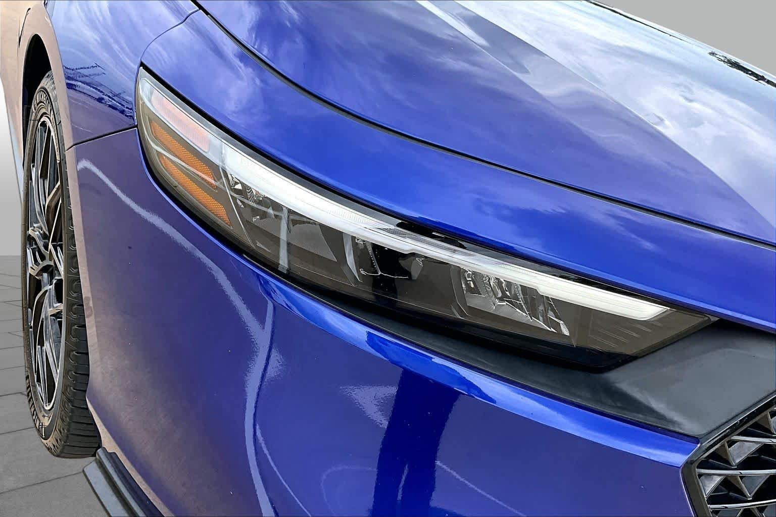 Used 2023 Still Night Pearl Honda Sport image 54