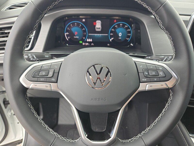 2025 Volkswagen Atlas Cross Sport SE w/Tech - Photo 10