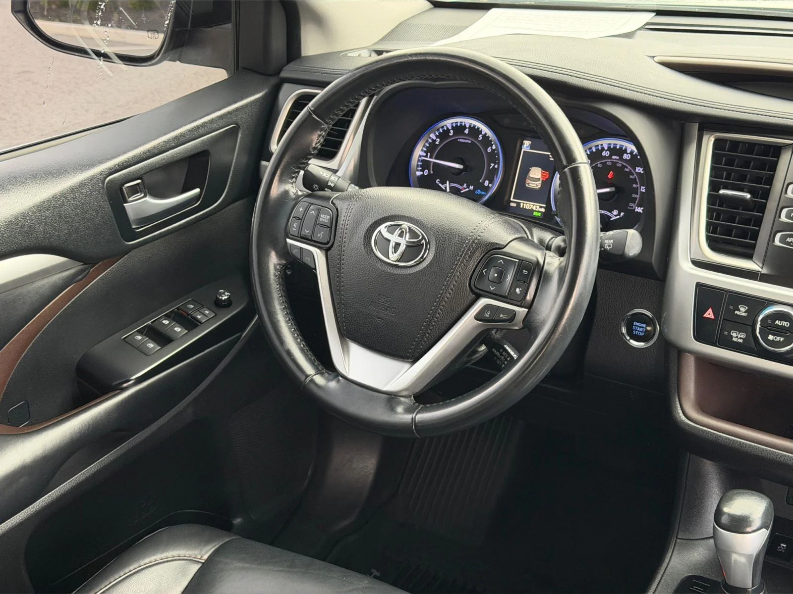 Used 2019 Celestial Silver Metallic Toyota XLE image 47