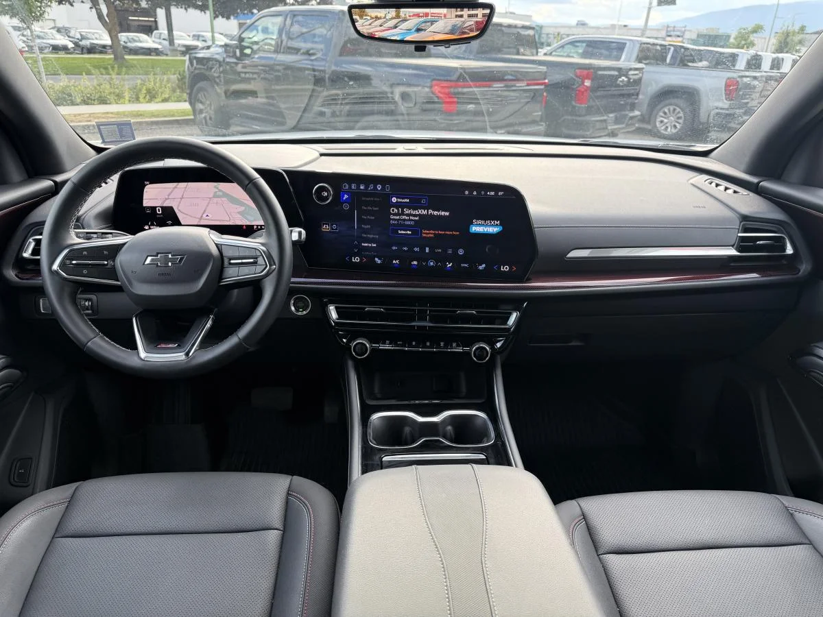 Used 2026 White Chevrolet Z71 image 20