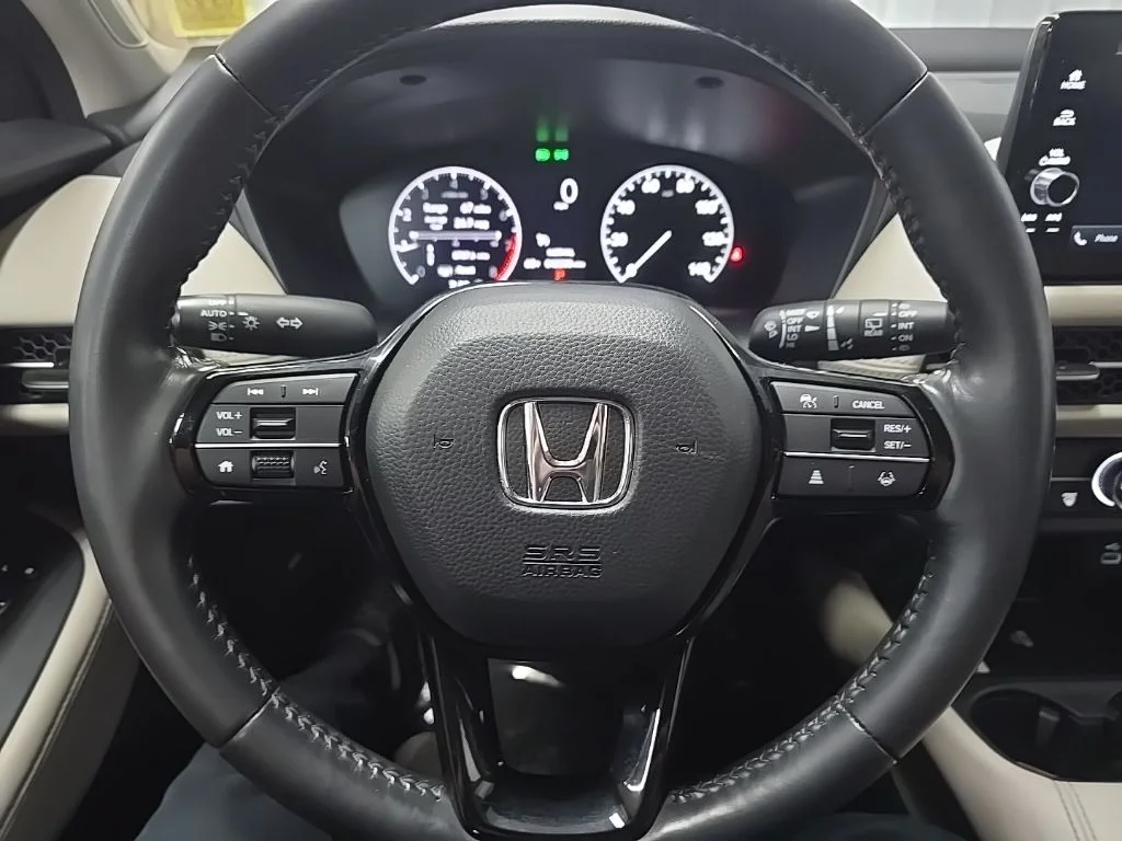 Used 2023 Gray Honda EX-L image 19