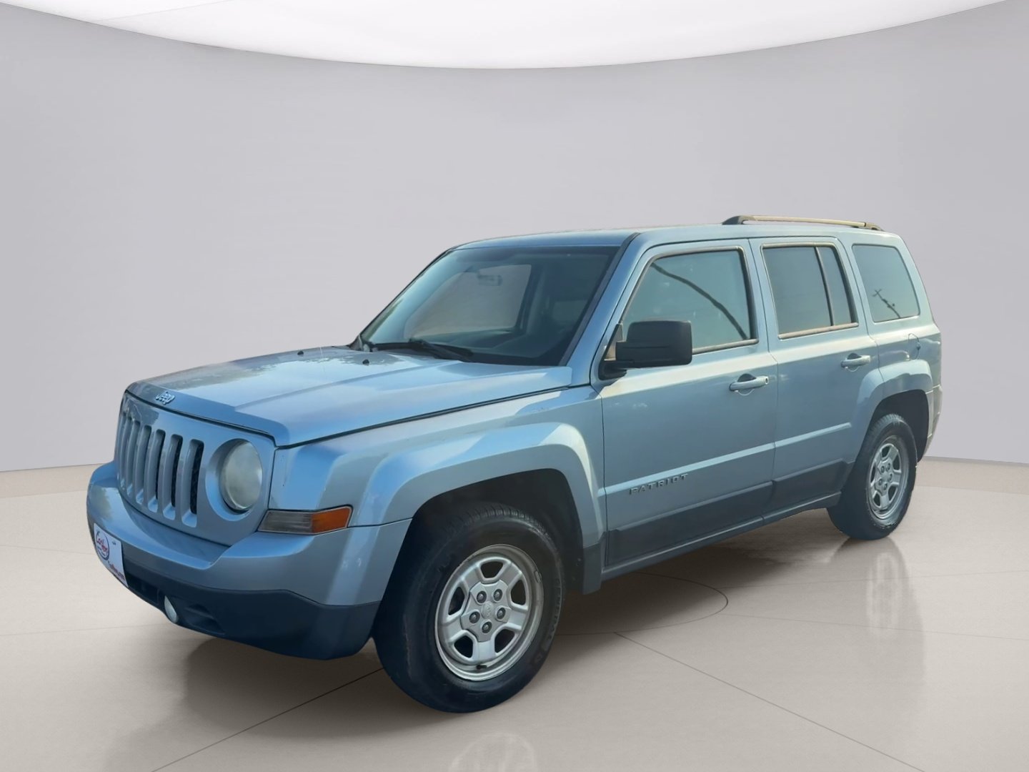 Used 2014 Blue Jeep SPORT image 1