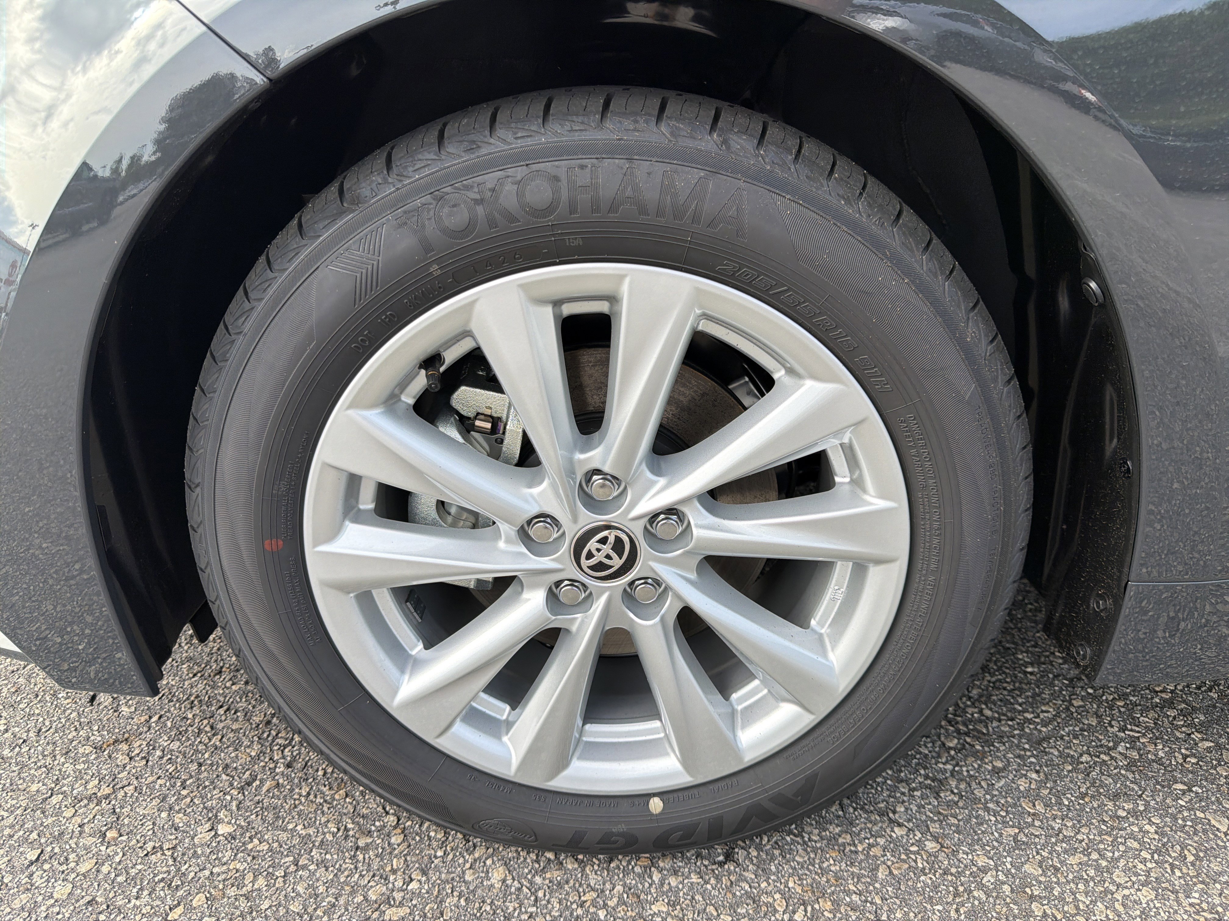 New 2026 Underground Toyota Hybrid XLE image 11