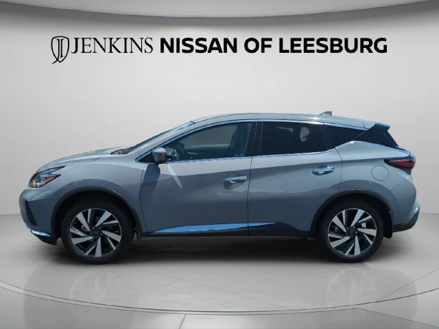 Used 2023 Gray Nissan SL image 11