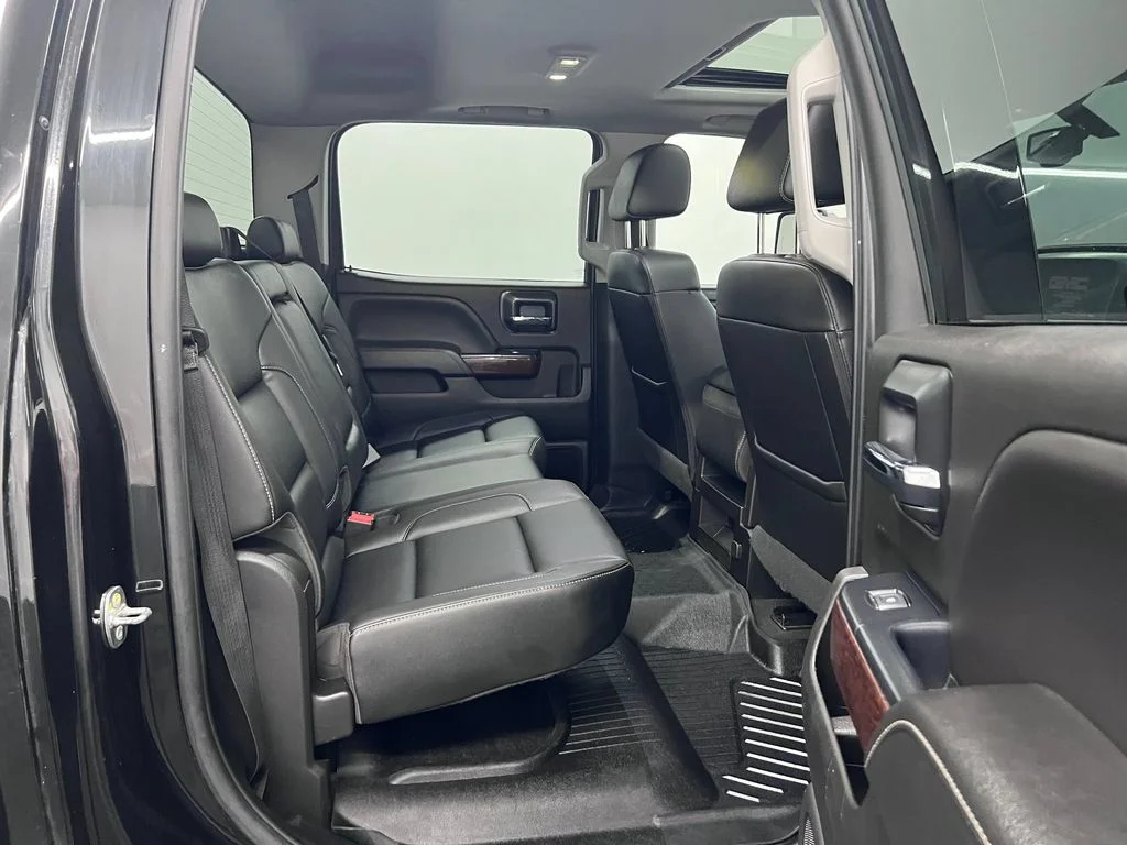 Used 2019 Onyx Black GMC SLT image 28