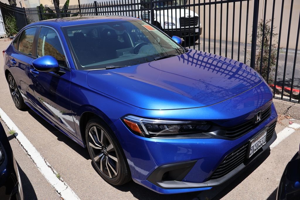 Used 2024 Aegean Blue Metallic Honda EX image 4