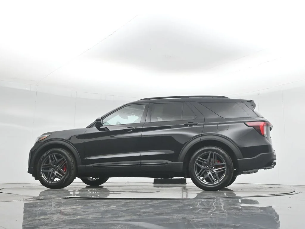 New 2026 Agate Black Metallic Ford ST image 36