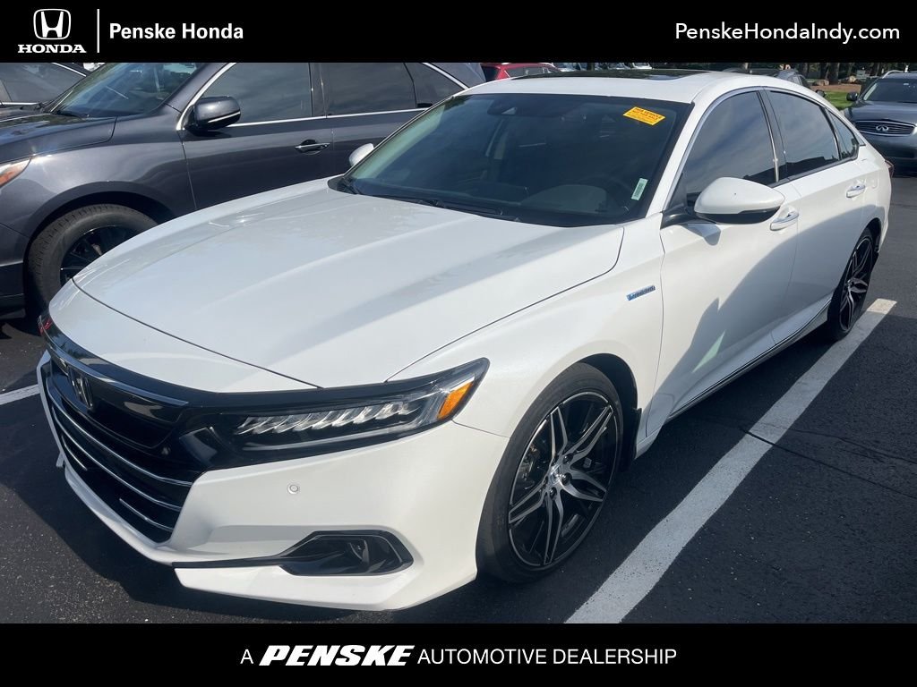 2022 Honda Accord Hybrid Touring's photo