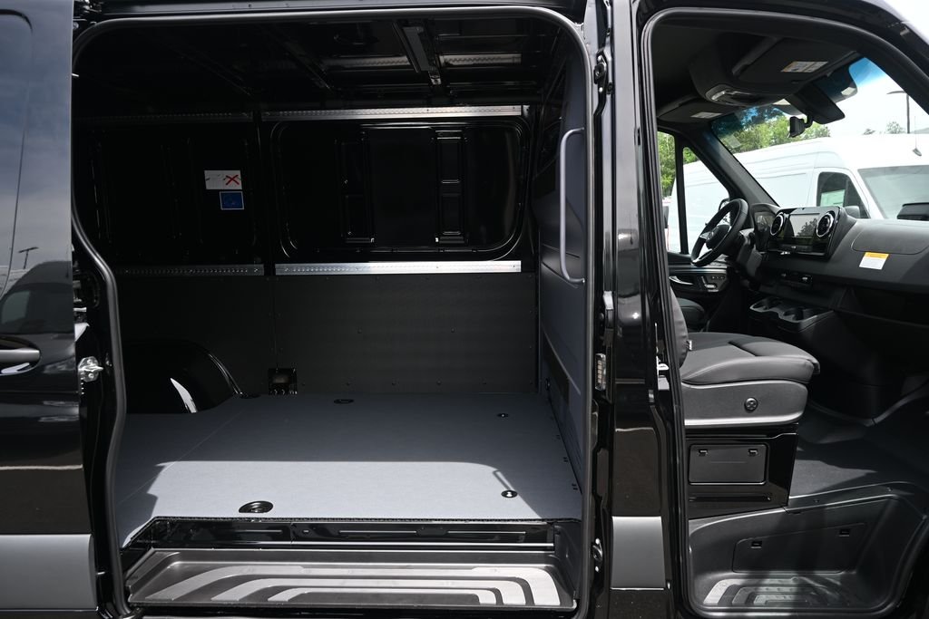 New 2026 Jet Black Mercedes-Benz Cargo 144 WB image 22