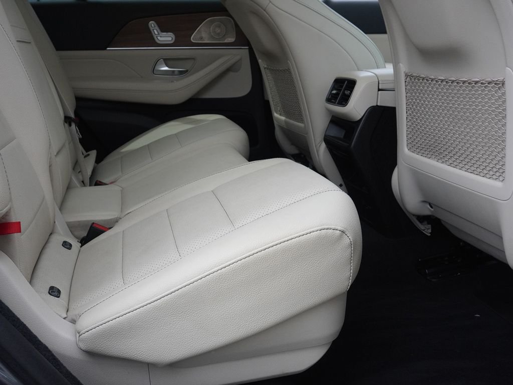 Used 2023 Gray Mercedes-Benz GLE 350 image 33