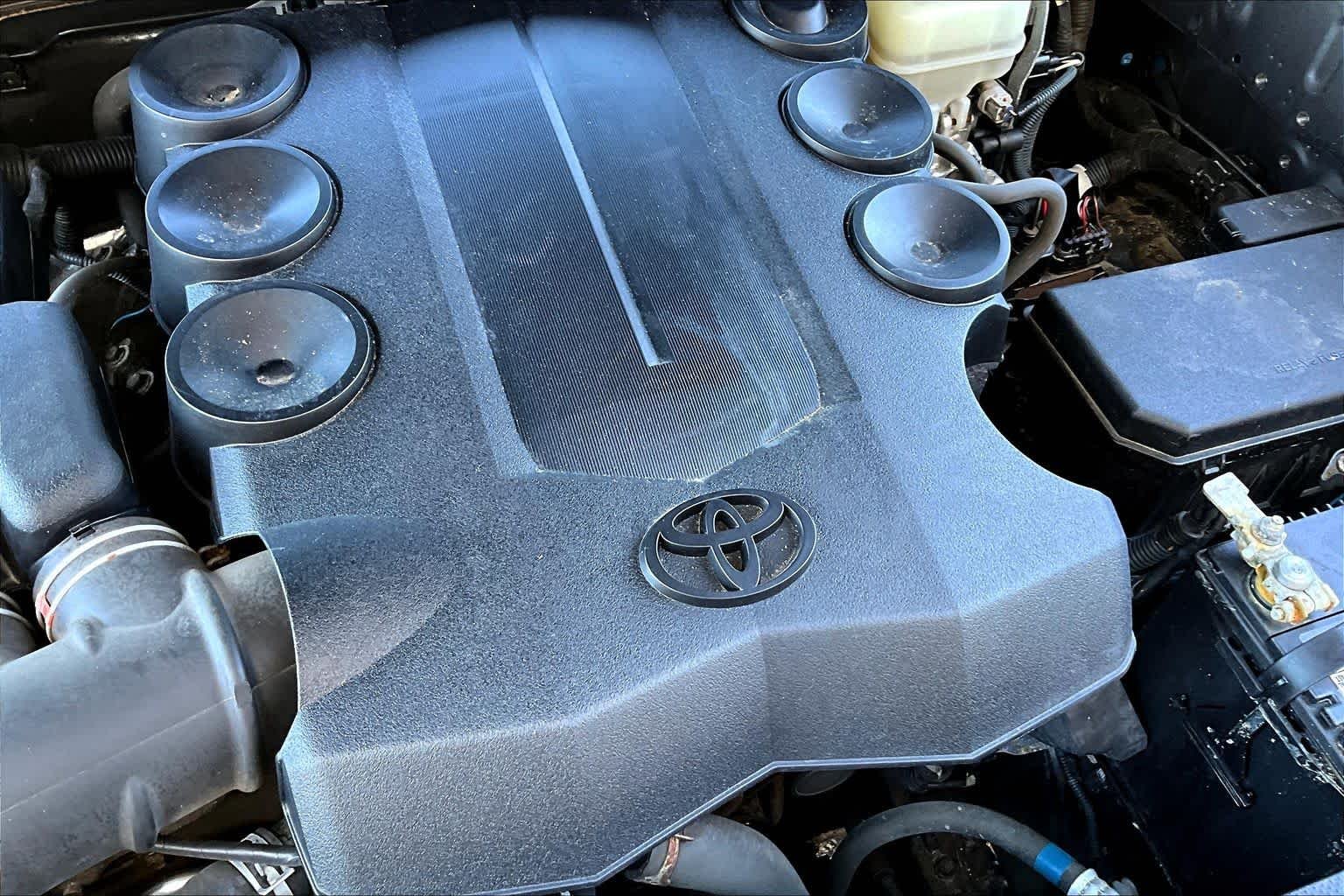 2016 Toyota 4Runner SR5 - Photo 31