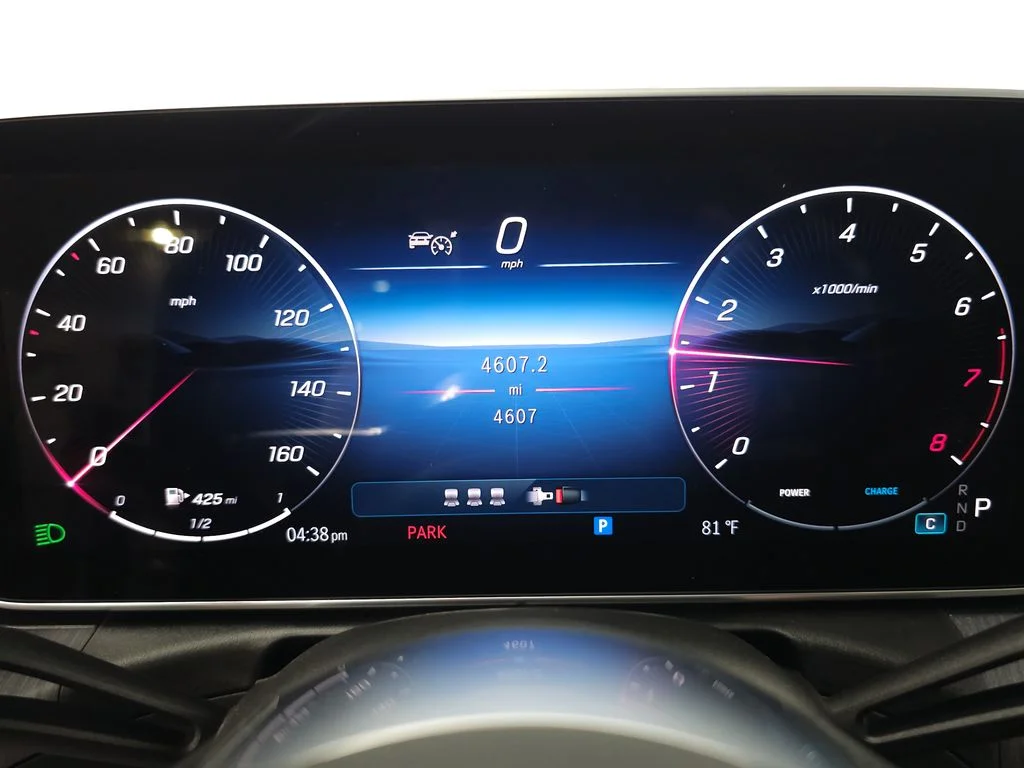Used 2026  Mercedes-Benz C 300 image 13