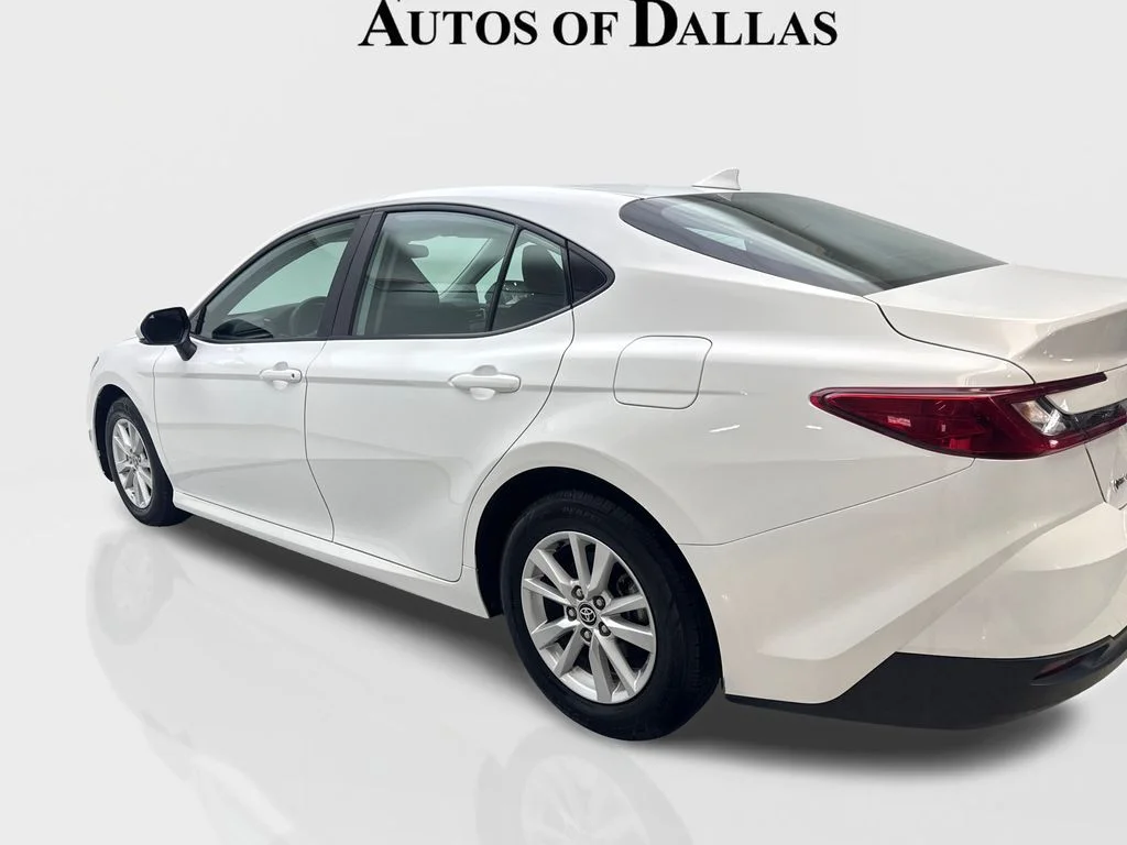 Used 2025 White Toyota LE image 14