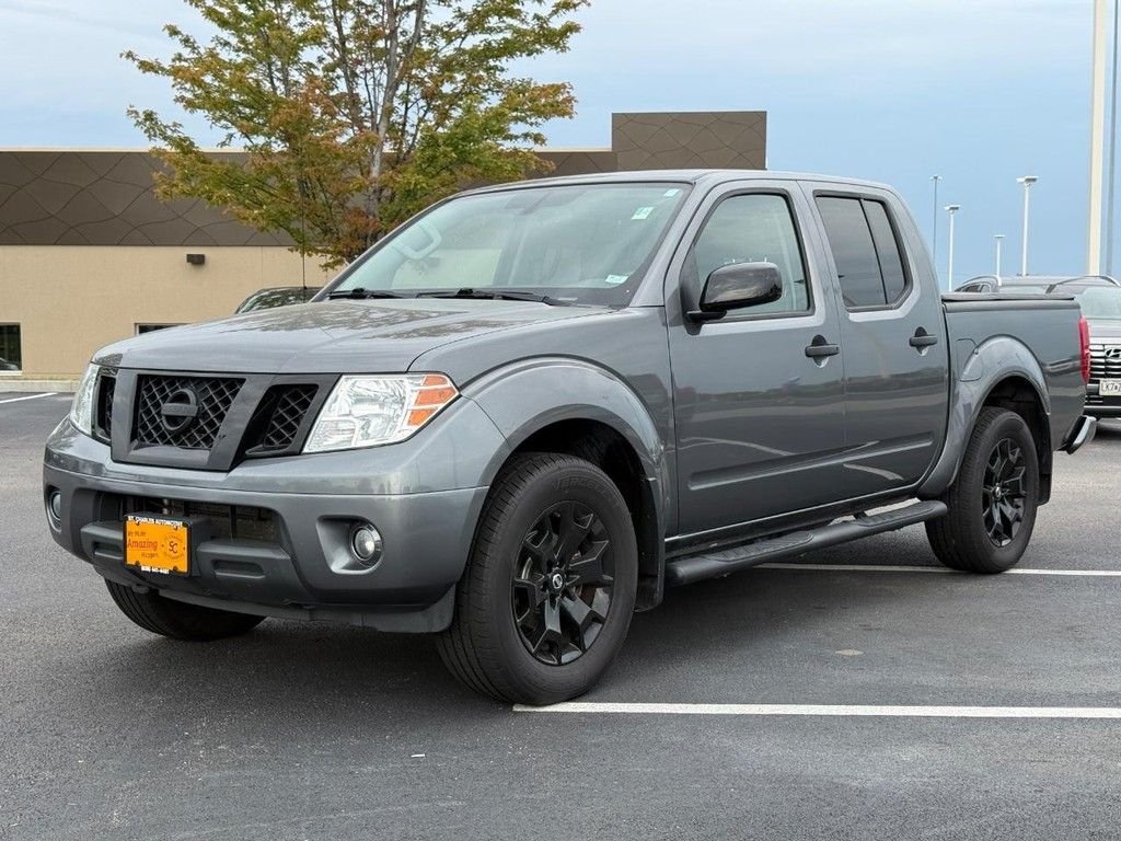Used 2021 Gray Nissan SV image 8