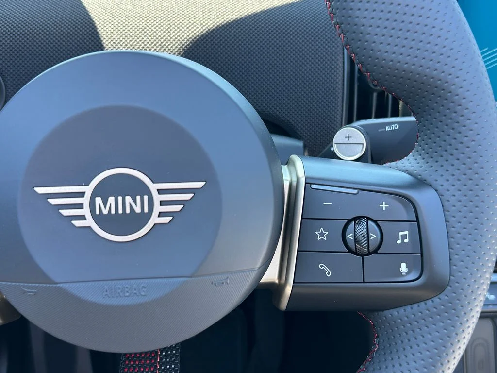 New 2026 Indigo Sunset Blue Metallic MINI Iconic image 19