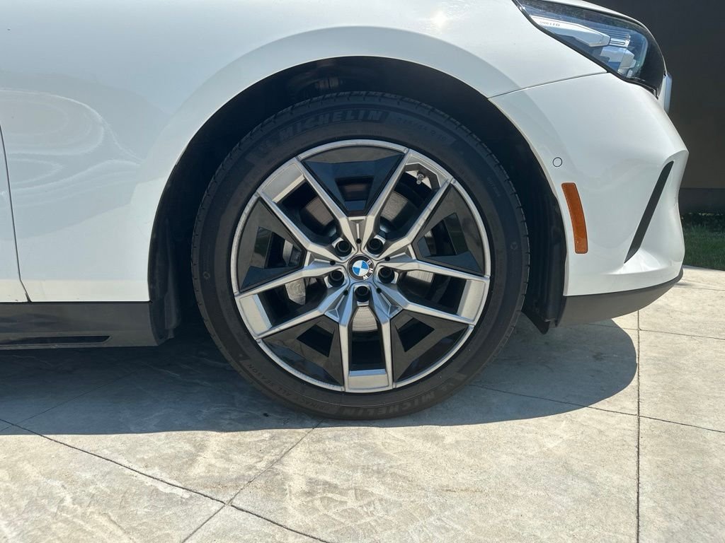 2026 BMW 5 Series 530i - Photo 6