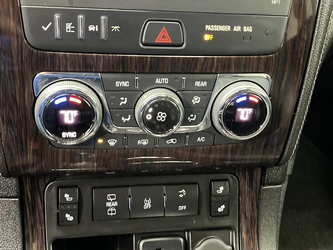 Used 2017 TUNGSTEN METALLIC Chevrolet LT image 21