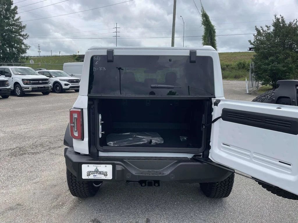 New 2026 White Ford Outer Banks image 10
