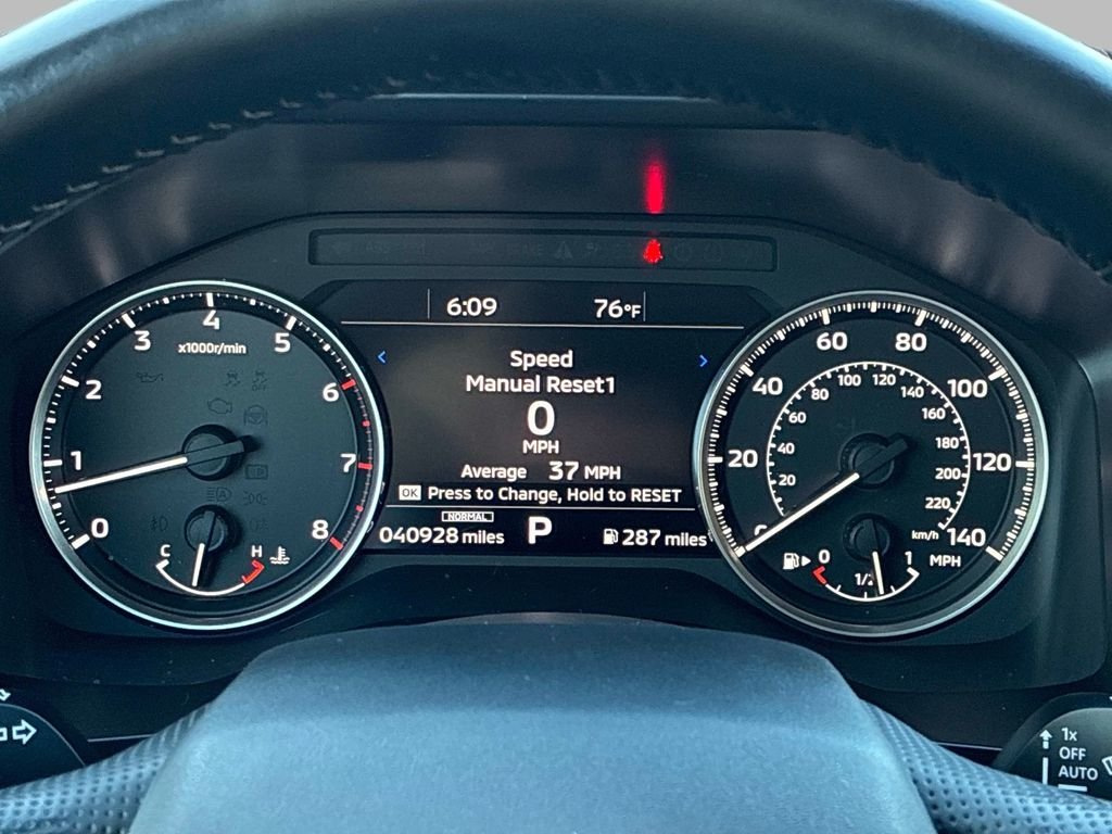 Used 2024  Mitsubishi SE Black Edition w/Pano Roof image 26