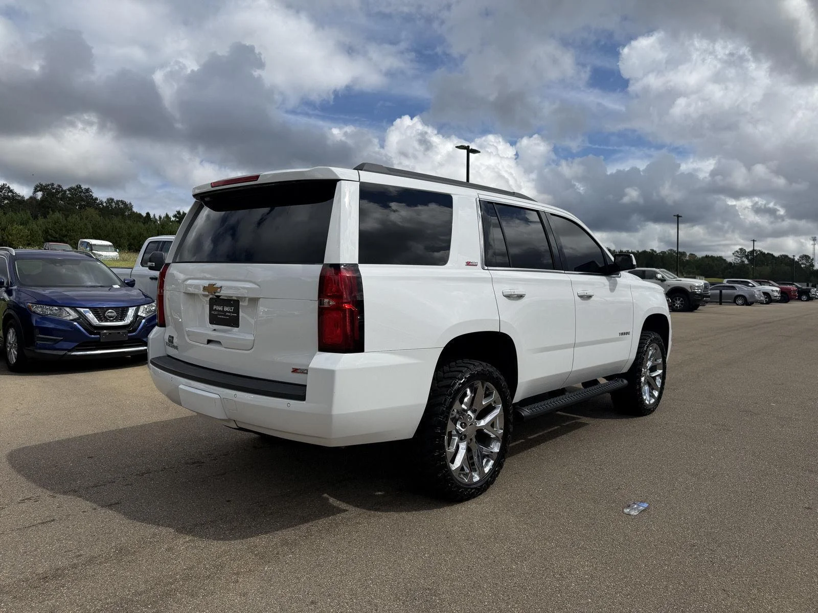 Used 2020 Summit White Chevrolet LT image 6