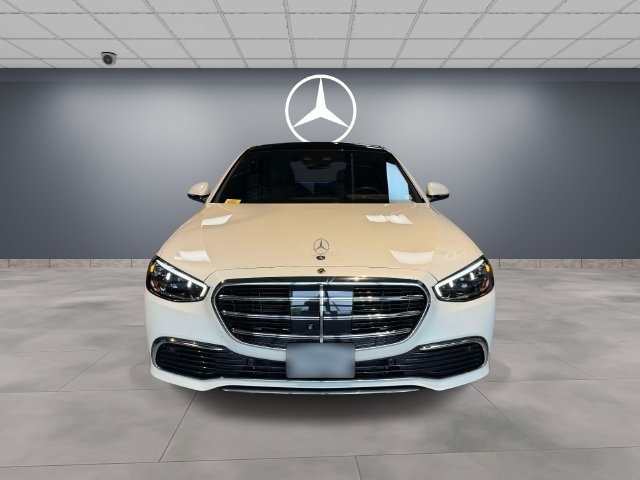 Certified Used 2023  Mercedes-Benz S 580 image 2