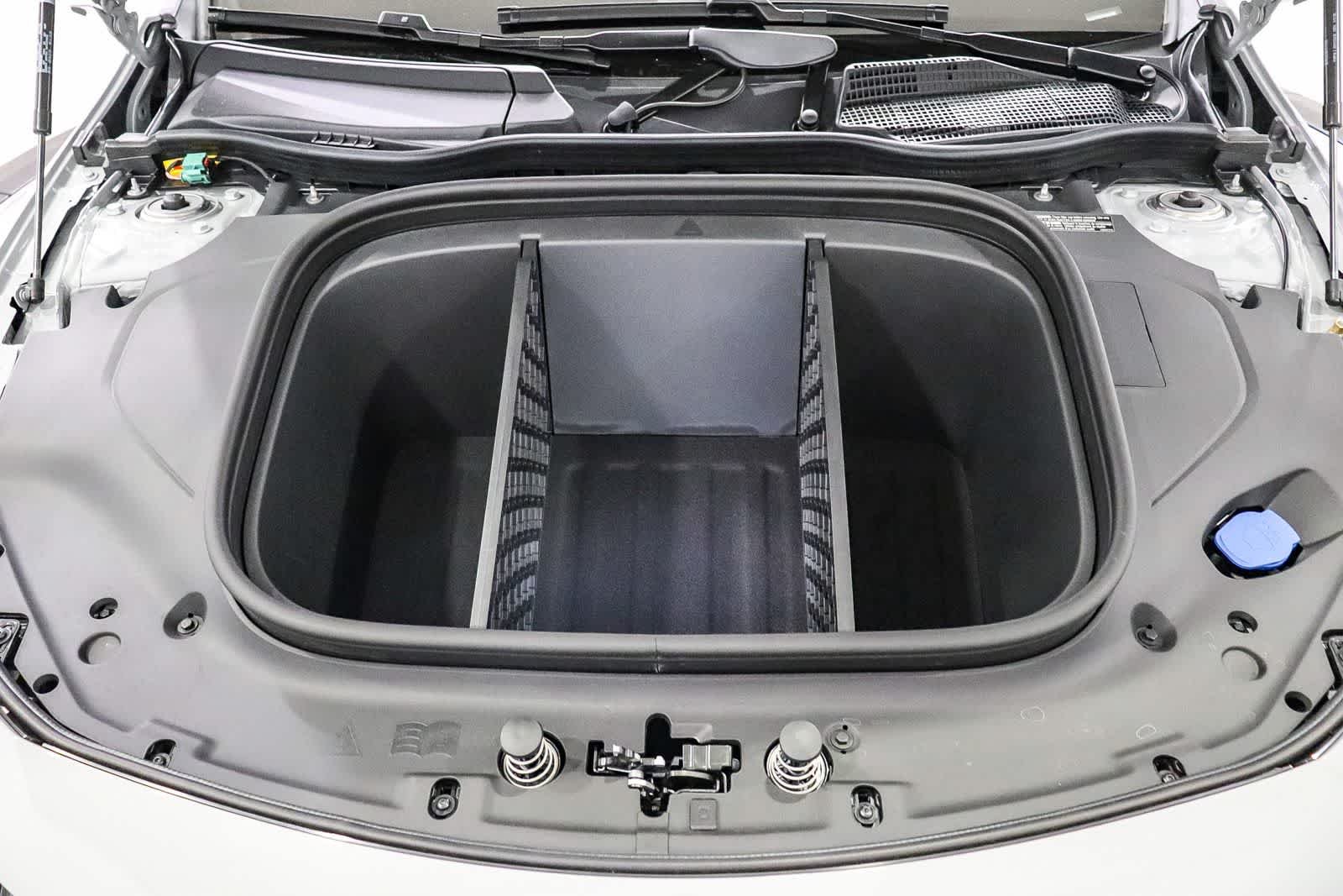 New 2027 MANUFAKTUR Alpine Grey Mercedes-Benz CLA 250+ Electric image 12